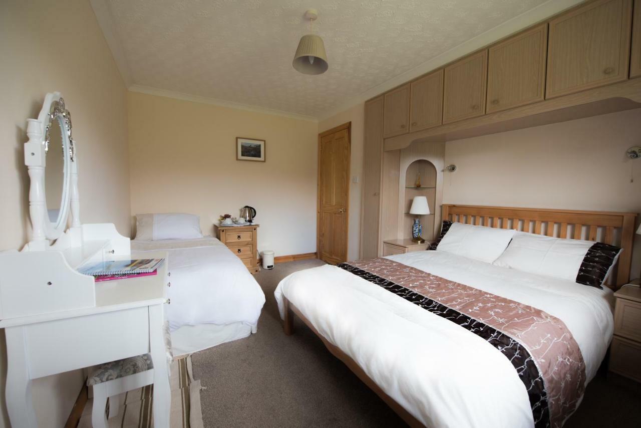 Oronsay Hotel Portree Buitenkant foto