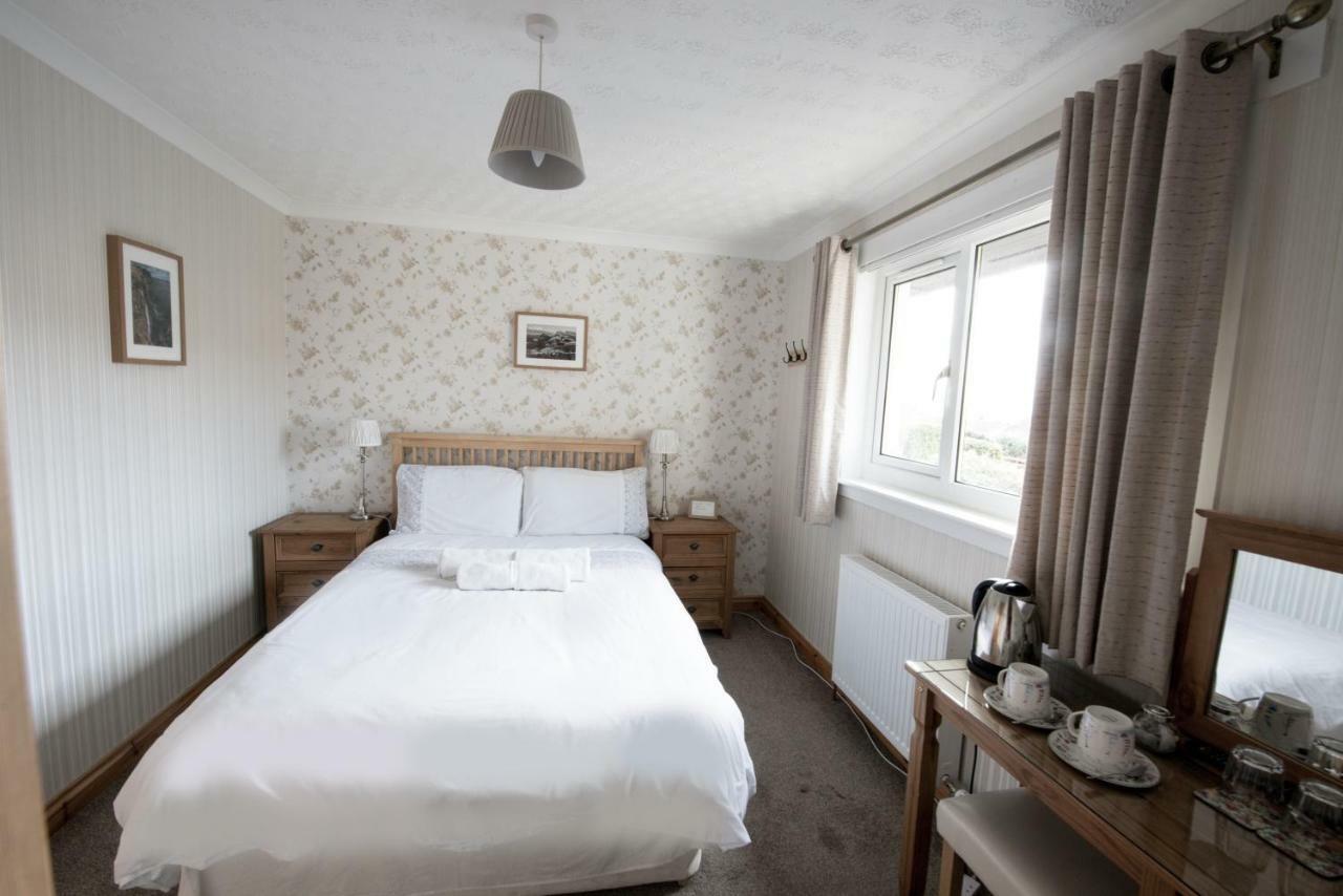 Oronsay Hotel Portree Buitenkant foto