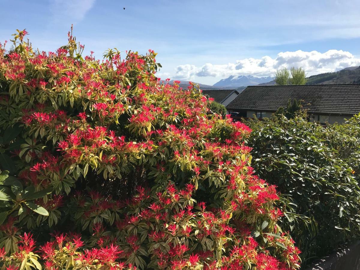 Oronsay Hotel Portree Buitenkant foto